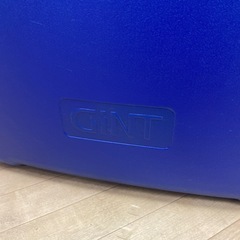 キャリー型 GINT クーラーボックス キャスター付き 車輪 大容量 の画像