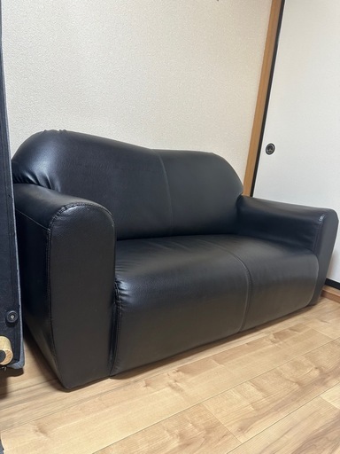 ソーファ2人掛け
　