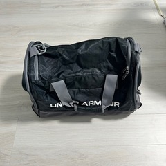 スポーツバッグ