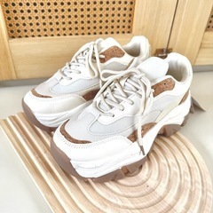 mysa closet ダットスニーカー　S