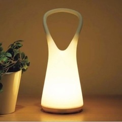 【美品】ニトリ　ライト　ホワイト　授乳ライトの画像