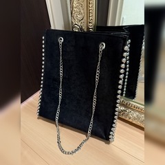 ZARA スタッズ付きチェーントートの画像