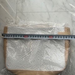 未使用品　ESTEE LAUDER ノベルティポーチの画像