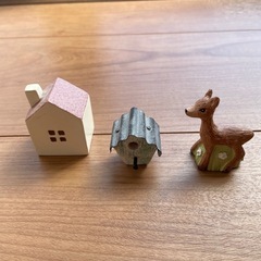 小さな置物
