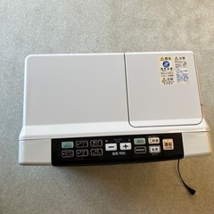 ☆値下げ☆　K2502-017 配送不可 CORONA 石油ストーブ FH-WZ5718BY 2018年製 リモコン付き 動作確認済みの画像