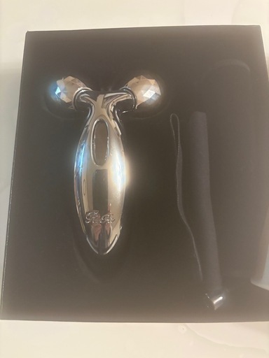 refaカラット　「美品」美顔器