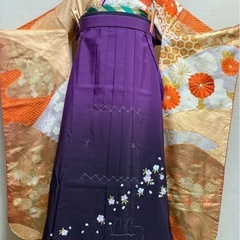 女子袴　 紫ぼかし　桜刺繍　ユーズド美品　の画像