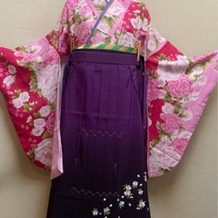 女子袴　 紫ぼかし　桜刺繍　ユーズド美品　の画像