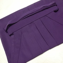新品　　女子袴　濃いムラサキ無地　L 