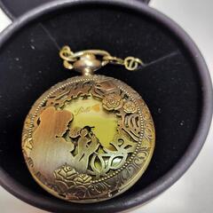 複数購入2割引　新品2点　ディズニー プリンセス　懐中時計　塔の上のラプンツェルx1個　美女と野獣x1個の画像