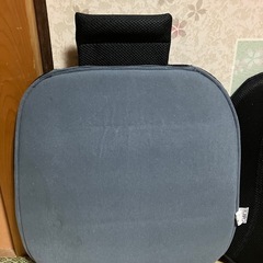 車の座布団&サンシェードの画像
