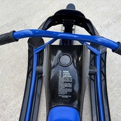 値下げ　スノーモービル型　ソリの画像