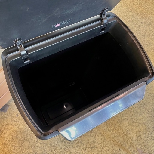 《売約済》【武蔵小山店】　シンプルヒューマン ゴミ箱 レクタンギュラー タッチバーダストボックス 40L タカキュー   ステンレス スチール ごみ箱