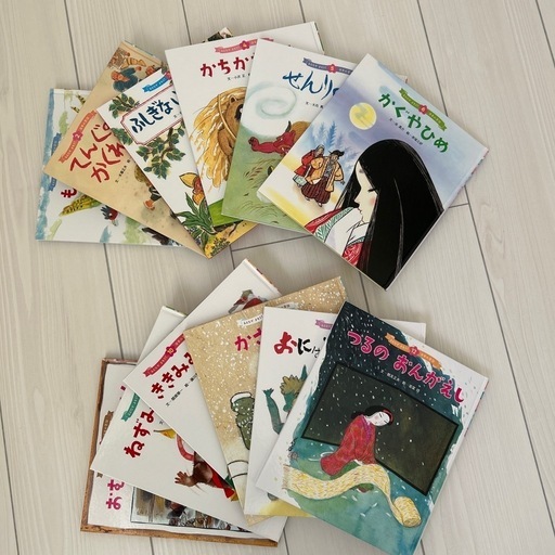 新品同様絵本日本昔話12冊セット (まみぃ☆) 六地蔵の絵本の中古
