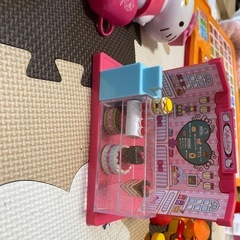 女の子オモチャの画像