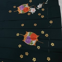 女子袴　朱茶＆深緑
ぼかし刺繍　 LLユーズド美品の画像