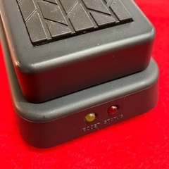 BEHRINGER HELL BABE ワウペダル　動作中古品の画像