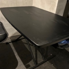 高さ調節テーブル