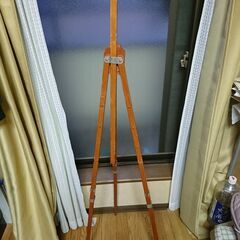 ★大値下げ【中古品　レトロ　イーゼルスタンド　絵画　キャンバス　アート　伸縮　木製　台】の画像