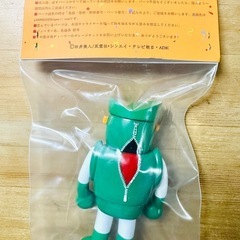 クレヨンしんちゃん セット ワンフェスwf シンエイ 色っぽいアクション仮面 リアルヘッド カンタム服着るしんちゃん 未開封の画像