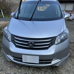 HONDAフリード Ｇ ジャストセレクション 2009年　Hondaインターナビ　ETC　後列片側電動スライドドア 　アルミホイール付きタイヤ9分山　ドラレコ付き　エンジン絶好調　エアコン良好　非喫煙車両　車検2026年9月までの画像