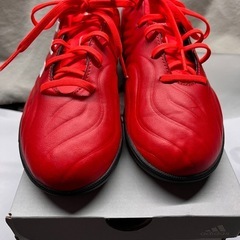 サッカー　フットサル　アディダス　トレーニングシューズ  サイズ230の画像
