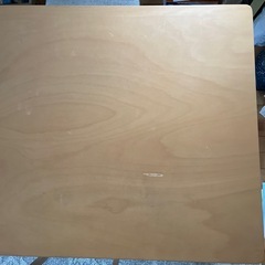 ダイニングテーブルの画像