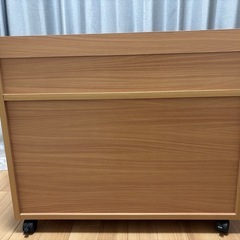 キャスター付き押し入れラックの画像