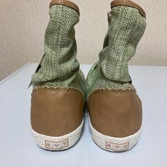新品23.0   a.v.vの画像