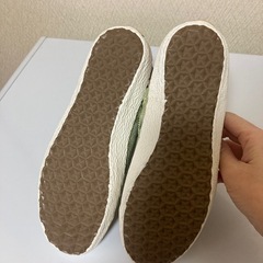 新品23.0   a.v.vの画像