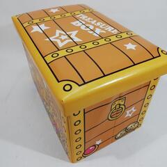 西松屋　座れるおもちゃ箱の画像