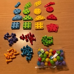 立体パズル　ペグ