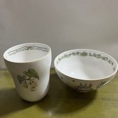 トトロ Noritake 花と葉のボウルとカップセット