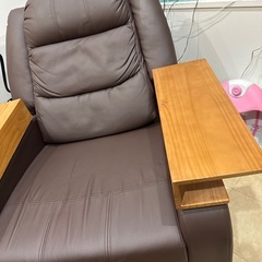 オットマン付きリクライニングソファーの画像