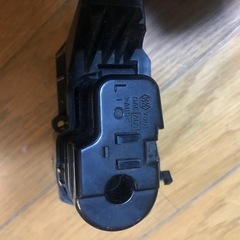 マークx120 ミラーモーター左の画像