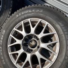 スタッドレス＆マルチアルミホイール 4本195.80R15 107/105L LTの画像