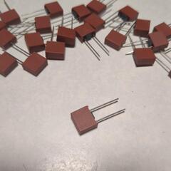 T3.15A  250V  スクエアヒューズ　C国製の画像