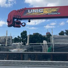 【※取りに来れる方、値段交渉】4トンユニック車の画像