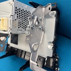アルファード30 純正ナビ9インチの画像