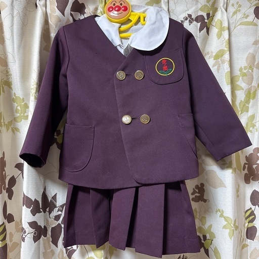 愛の園幼稚園　制服