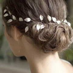 【値下げ】ウェディングヘアアクセサリー　葉っぱモチーフ　髪飾り