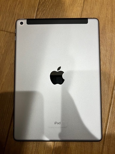 iPad 第6世代　Apple アップル