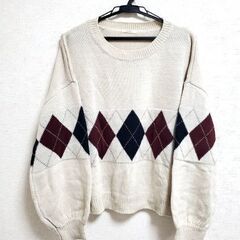 ほぼ未使用　アーガイルニットの画像