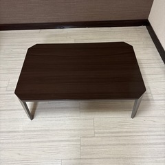 テーブル