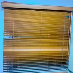 木製ブラインド　カーテン
