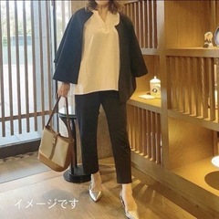ノーカラージャケット パンツ スーツ 卒業式 フォーマル 黒の画像