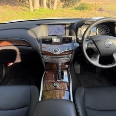 ◆車検R7年11月◆H22年フーガHV◆18.2万キロ◆純正ナビ◆自動ブレーキ◆の画像