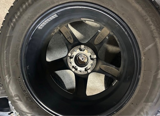 KIRCHEIS 17インチホイール
225/65/17pcd114.3