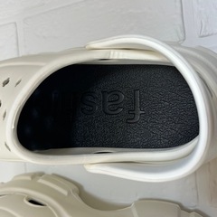 厚底 ボリュームサンダル ホールケースサンダル レディースの画像