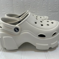 厚底 ボリュームサンダル ホールケースサンダル レディースの画像